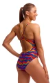 damski-stroj-kapielowy-funkita-plastic-fantastic-FKS033L72370(4).webp