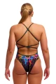 damski-stroj-kapielowy-funkita-killer-cupid(3).webp