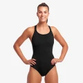 stroj-kapielowy-funkita-still-black-eclipse(1).webp